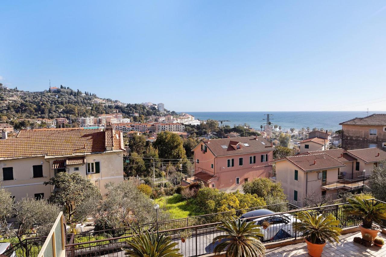 Seaview Apartment Imperia Zewnętrze zdjęcie