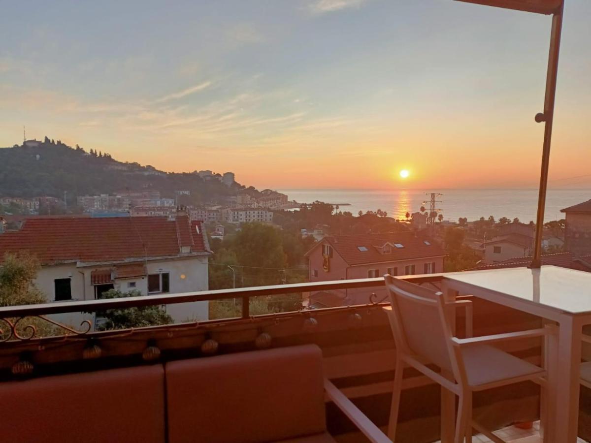 Seaview Apartment Imperia Zewnętrze zdjęcie