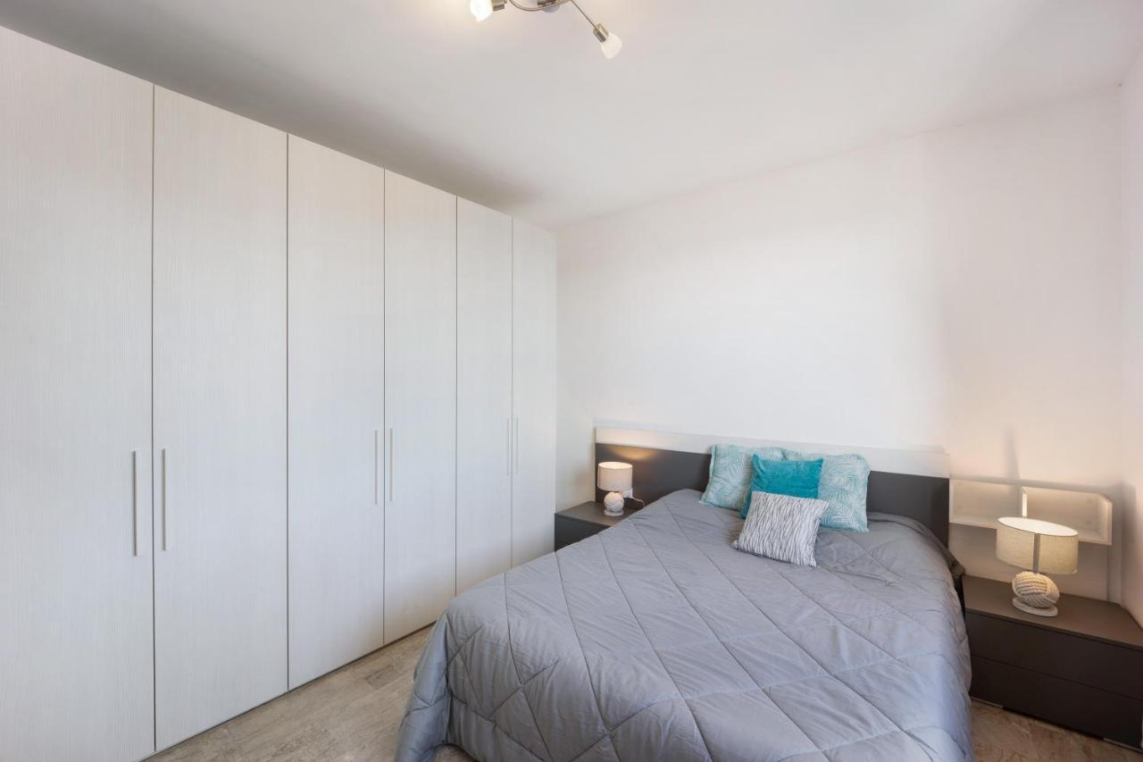Seaview Apartment Imperia Zewnętrze zdjęcie