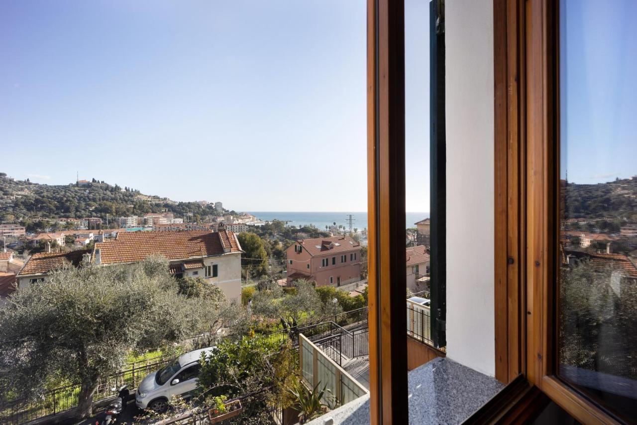 Seaview Apartment Imperia Zewnętrze zdjęcie